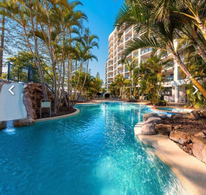Ally's Golden Retreat! * Caloundra